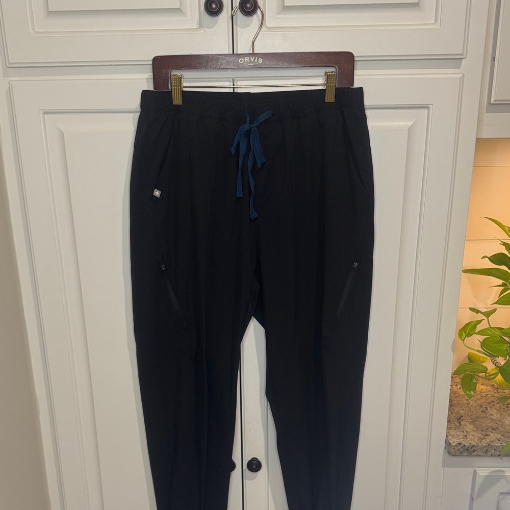 Figs Men's Black Joggers with Blue Drawstring